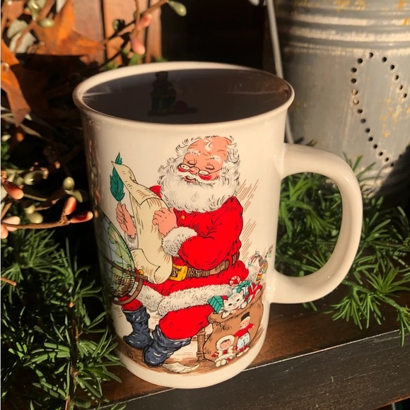 Santa coffee mug Handled ceramic cup 1990s by Potpourri Press “Santa with globe” - Picture 2 of 11